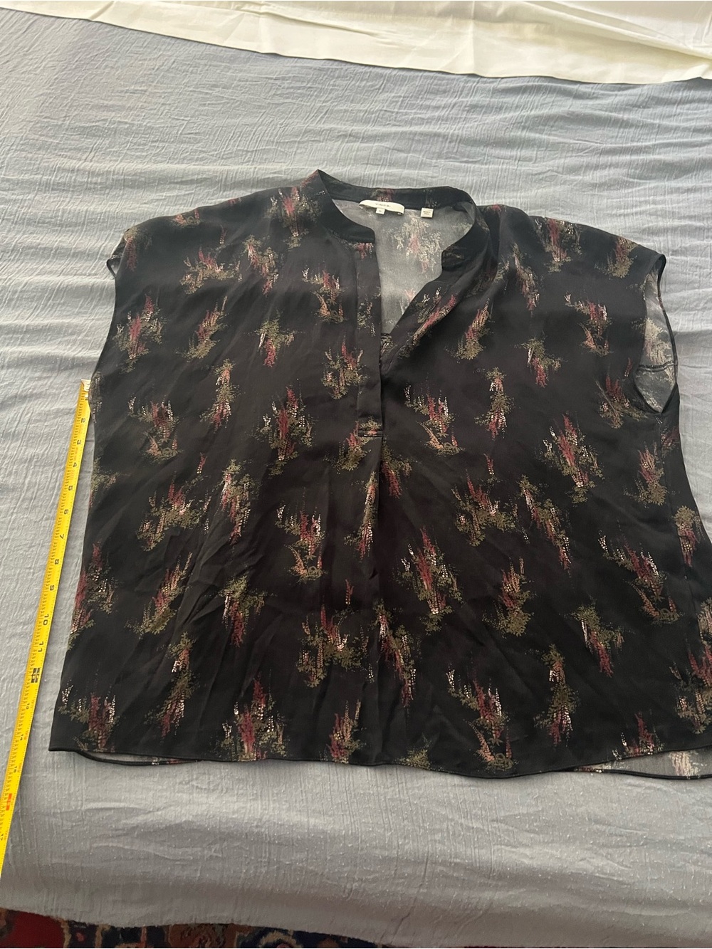 Vince 100% silk Sheer Black Floral Pattern Blouse